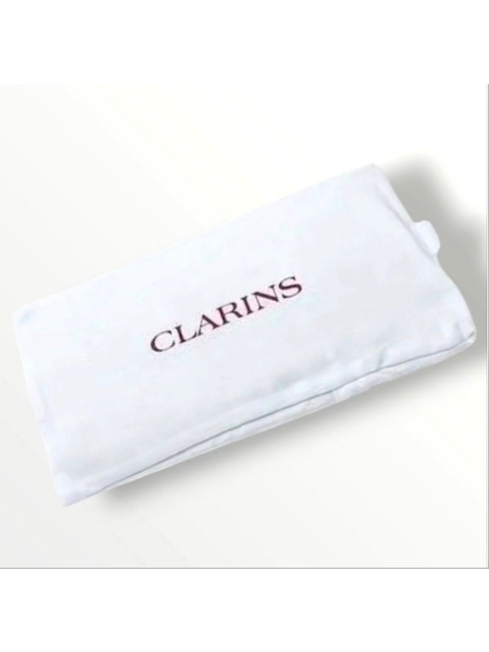 Clarins Hot and Cold Reusable Gel-Based Microbeads Spa Cushion Eye Mask.